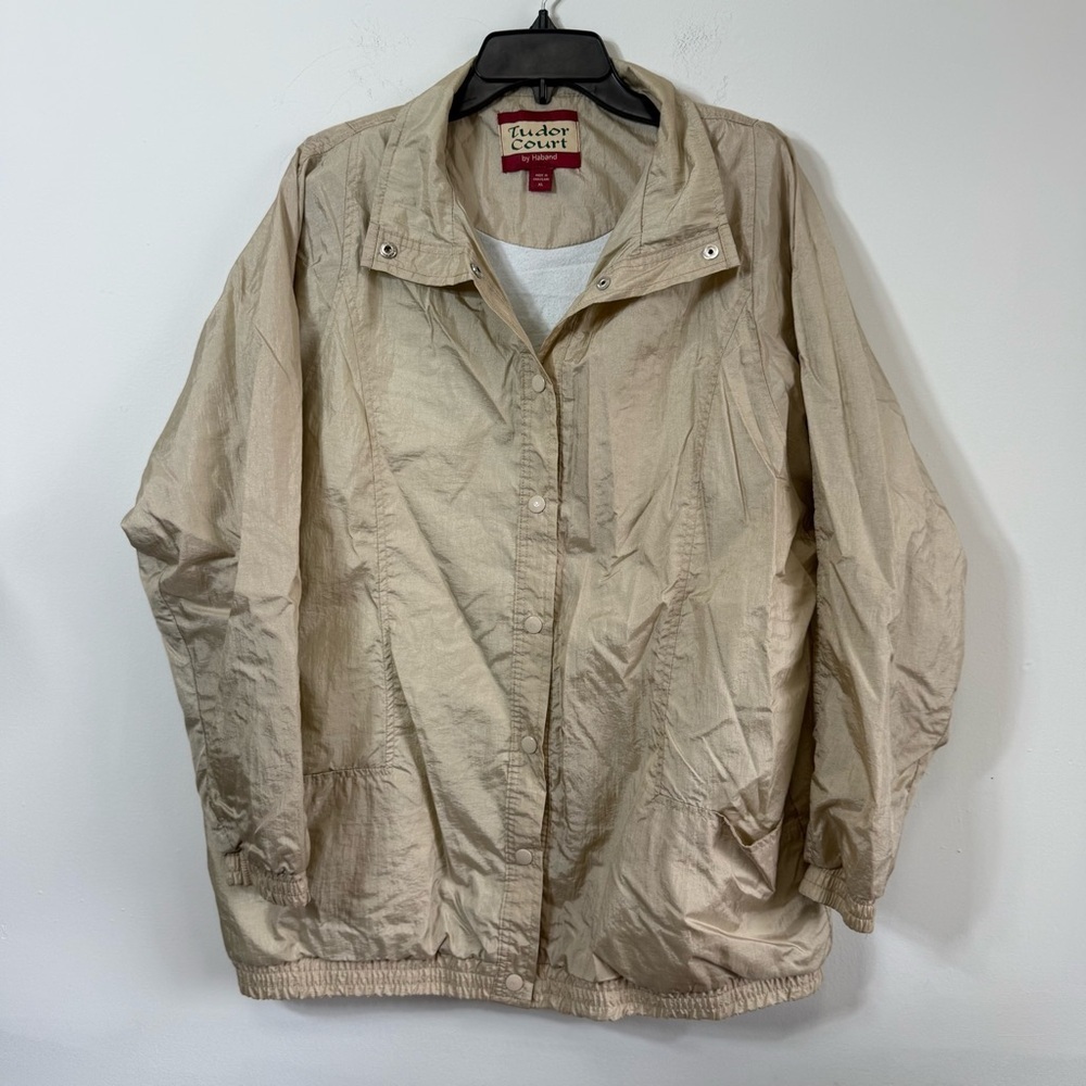 Vintage 90s Tudor Court Champagne Tan Nylon Windbreaker Jacket XL Gorpcore